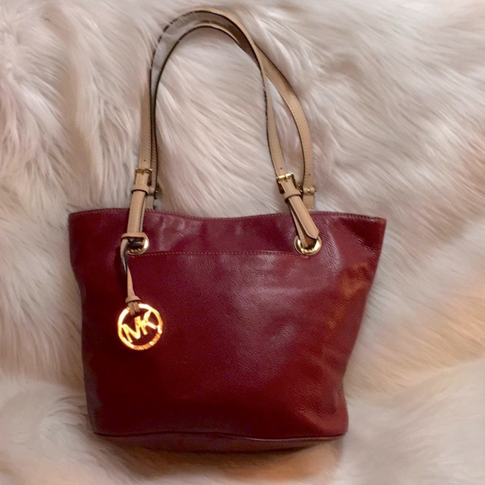 MICHAEL KORS Burgundy Leather Jet Set Tote. EUC